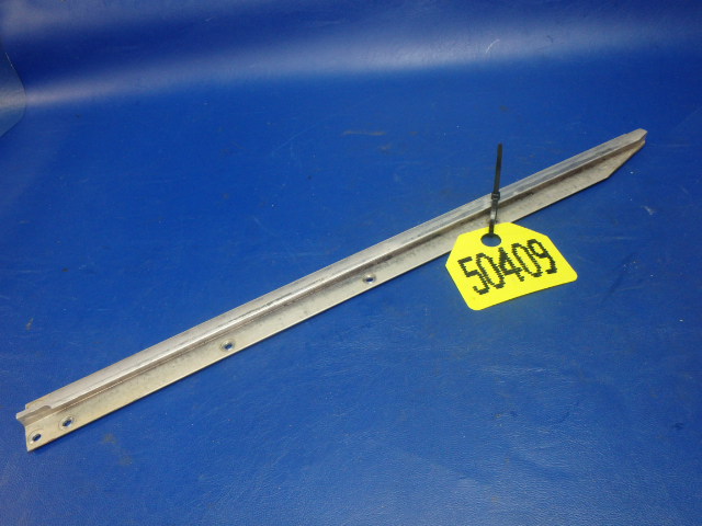 0410235-1 Cessna - SEAT RAIL- LH OUTBOARD